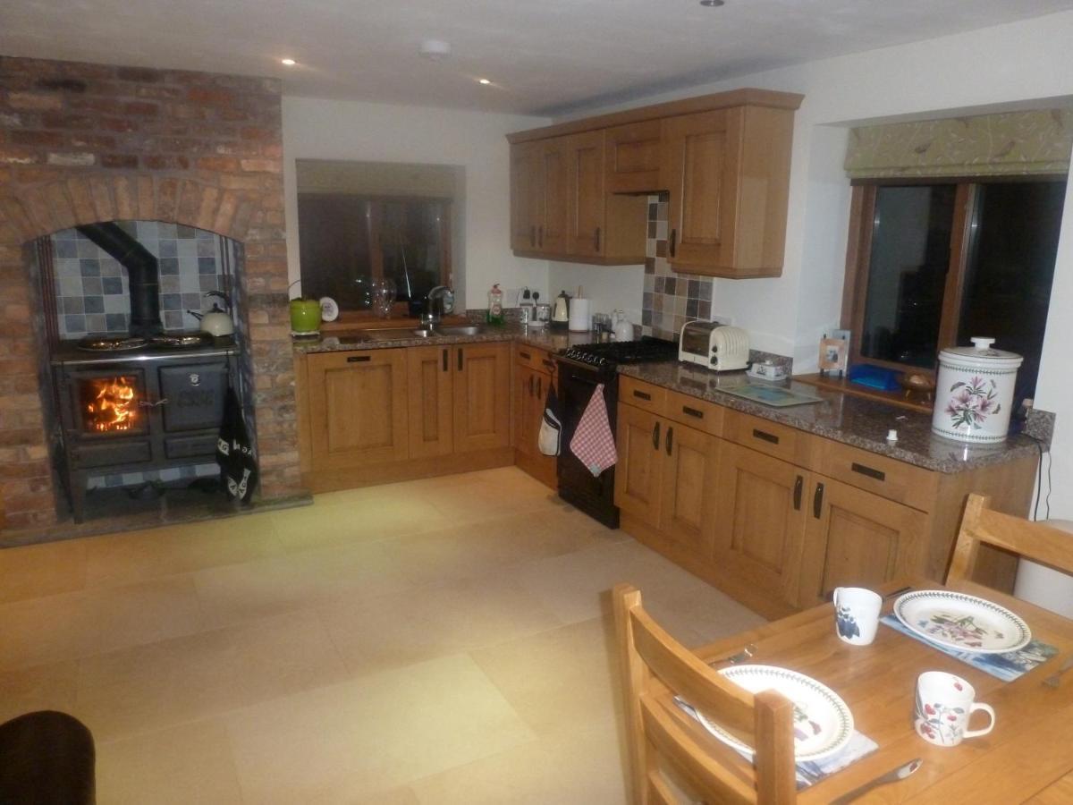 Mile House Barn Bed & Breakfast Nantwich Buitenkant foto